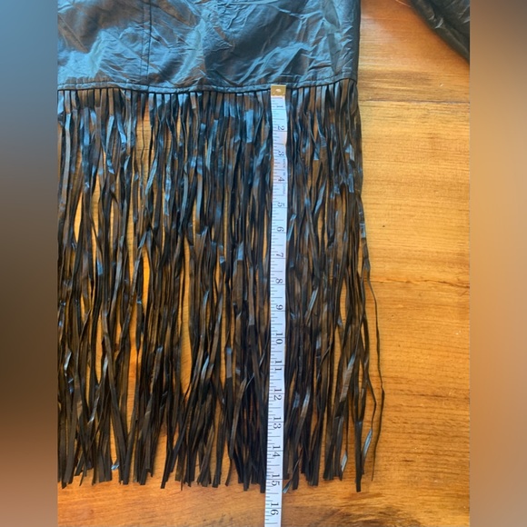 RORA crop top with fringe. Size 8 - Picture 10 of 14